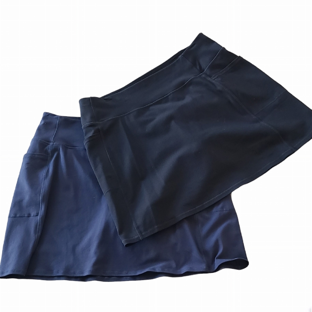 Skechers Womens Skorts. Sz.Xl. Navy and Black. Excellent Condition.